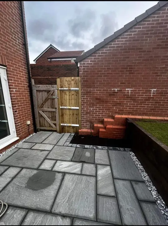 Indian sandstone patio in a kandla grey