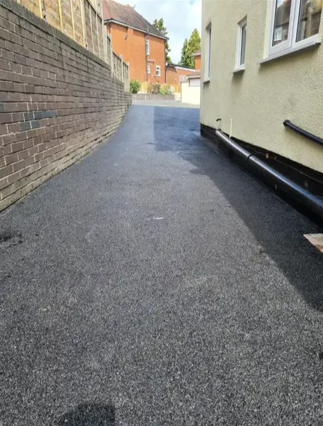 Tarmac driveway installation in Dudley